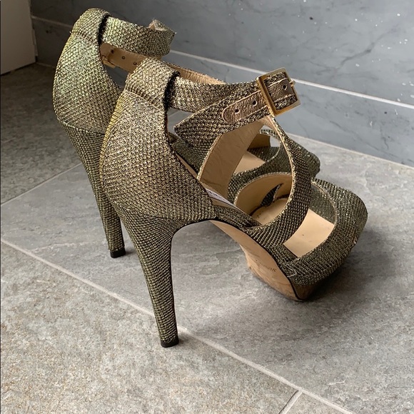 Heels - Picture 6 of 7